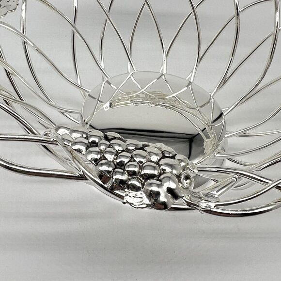 VTG Studio Silversmiths Silverplated Wire Round Basket Grape Clusters & Leaves - Picture 9 of 15